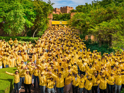 The Volunteer Ministers of South Africa have enrolled more than a half million individuals on Tools for Life Courses. Nearly 25,000 have become full-fledged Volunteer Ministers, having completed all 19 courses.